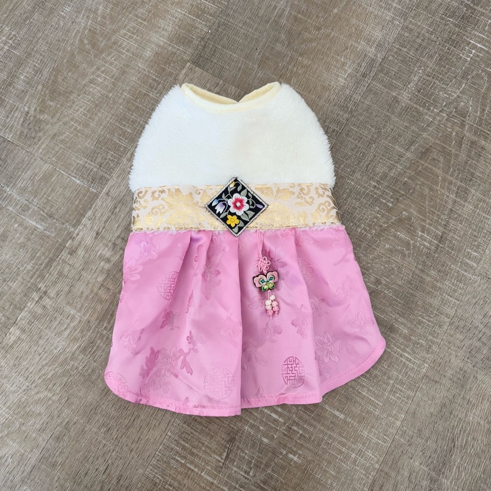 NWOT Dog Hanbok Dress
